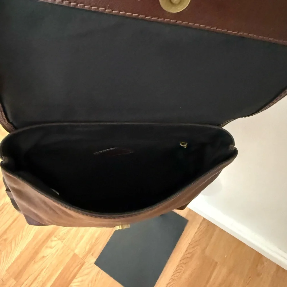 Fossil Willow Brown Leather Crossbody Bag - Picture 5 of 7